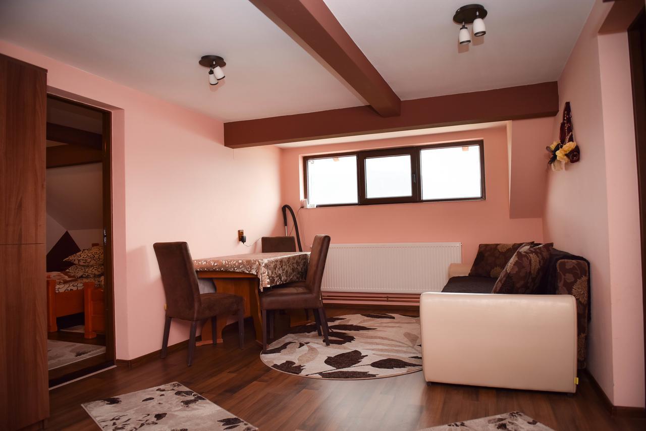 Casa Edy Hotel Colibita Luaran gambar