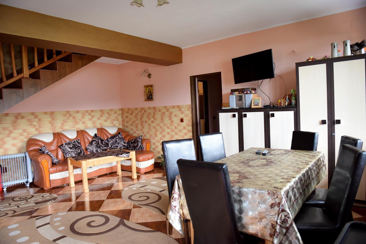 Casa Edy Hotel Colibita Luaran gambar